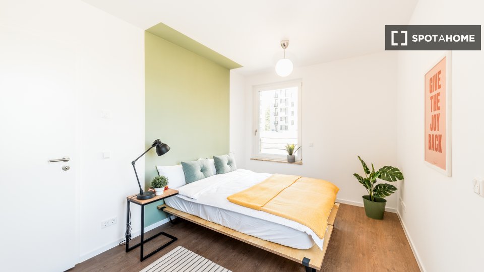 Room, Klara-Franke-Straße, Berlin