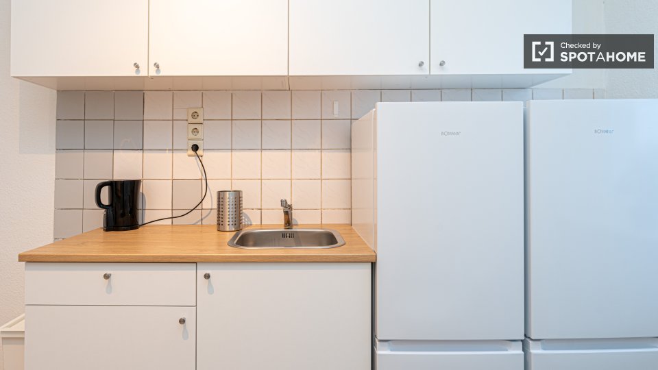 Room, Sterndamm, Berlin