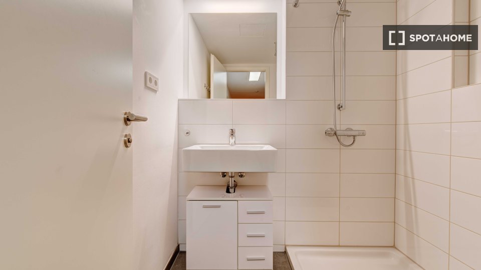 Room, WE.7., Berlin