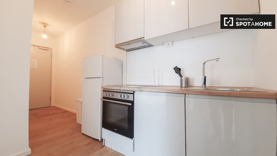 Room, Nazarethkirchstraße, Berlin