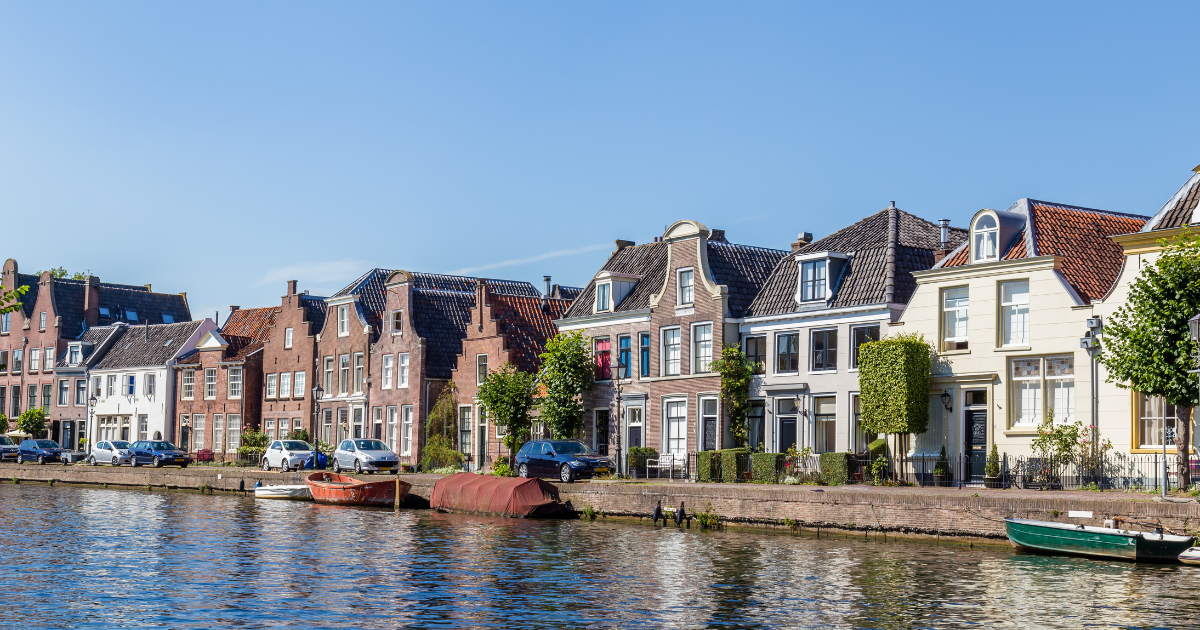 Dutch residents need monthly income over 5.000 euros to afford average rent