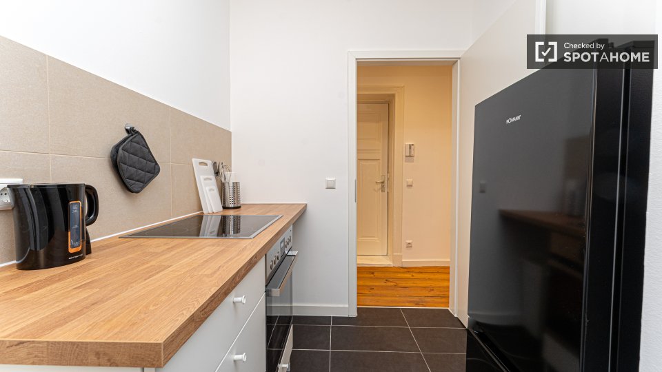Room, Sonnenallee, Berlin