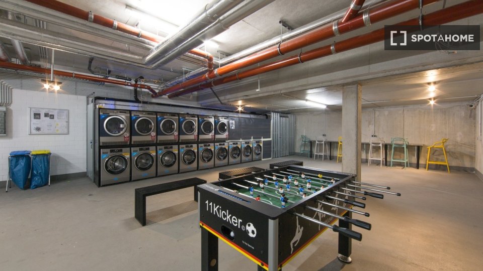 Room, Nazarethkirchstraße, Berlin