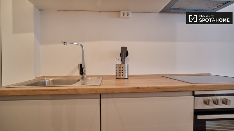 Room, Nazarethkirchstraße, Berlin