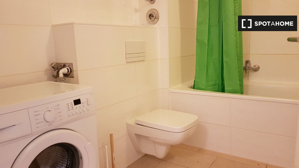 Room, Oppelner Str., Berlin