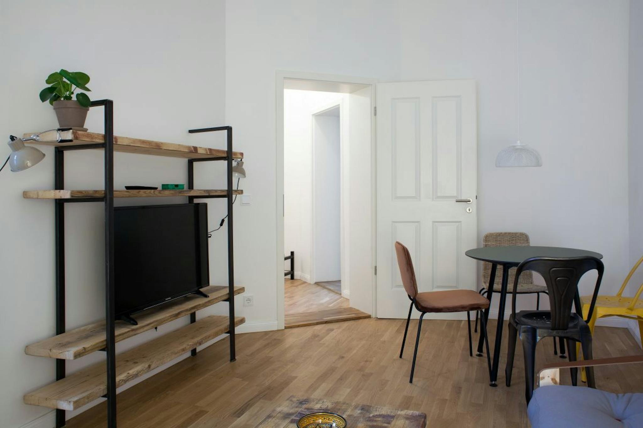 Apartment, Dirschauer Straße, Berlin