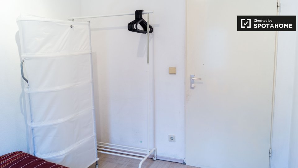 Room, Gneisenaustraße, Berlin