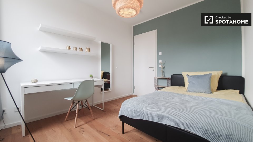 Room, Nazarethkirchstraße, Berlin