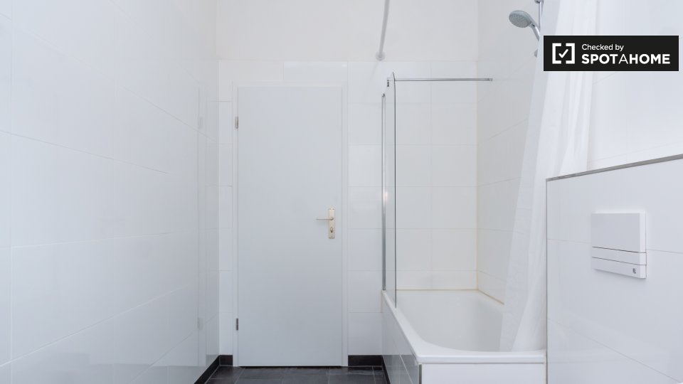 Room, Mehringdamm, Berlin