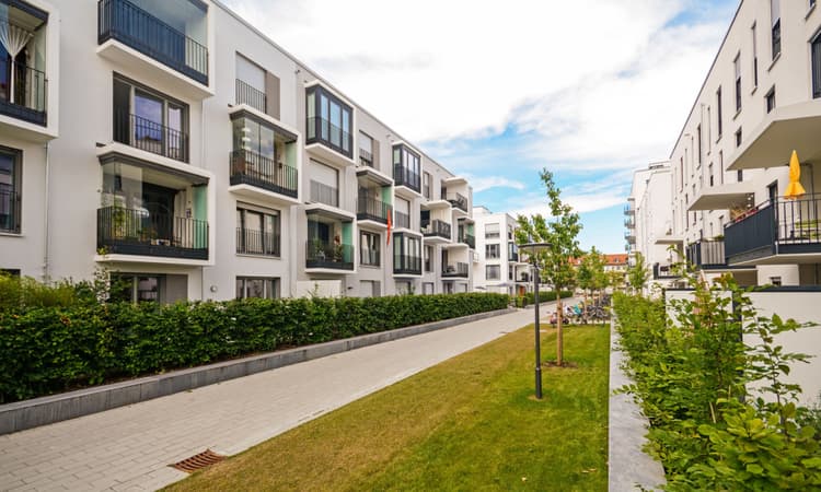 Are mortgage interest rates likely to go down in 2024?