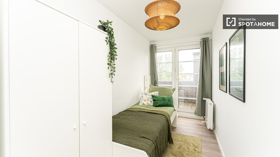 Room, Müllerstraße, Berlin