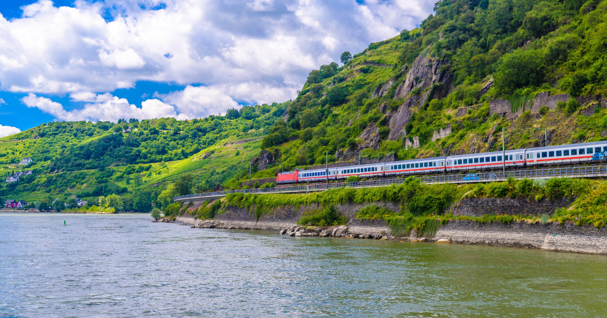 Which discounts is Deutsche Bahn offering for summer 2026?