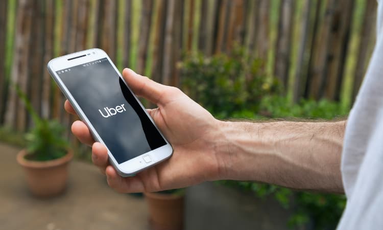 Uber launches in Hamburg