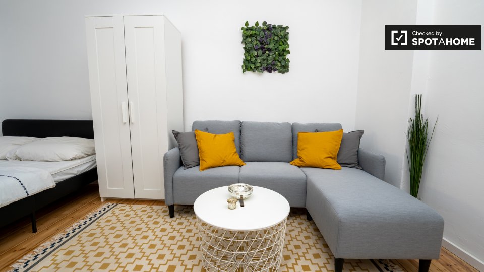 Apartment, Bastianstraße, Berlin