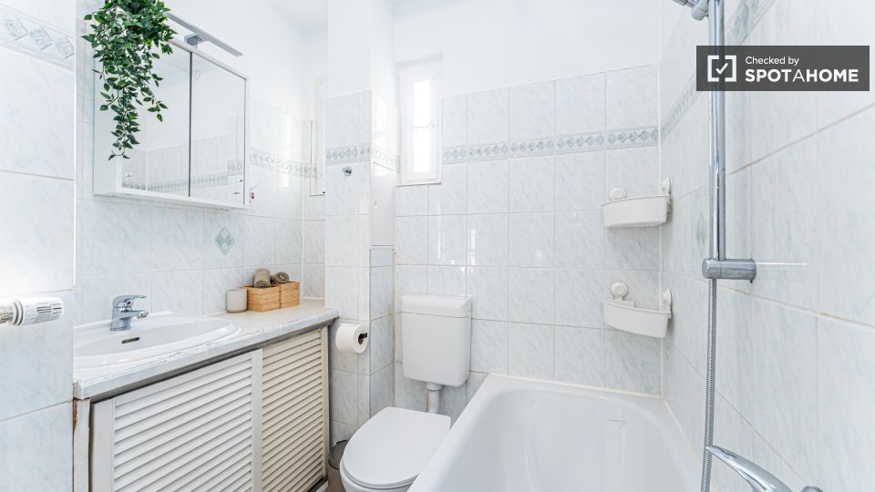 Room, Dörpfeldstraße, Berlin