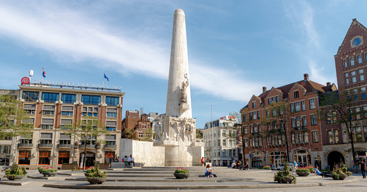 Amsterdam to bury time capsule in Dam Square during Open Monument Day