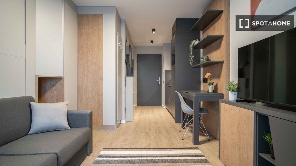 Apartment, Gürtelstraße, Berlin
