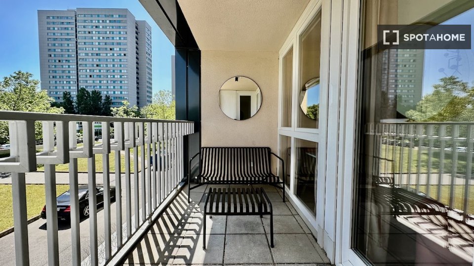 Room, Fischerinsel, Berlin