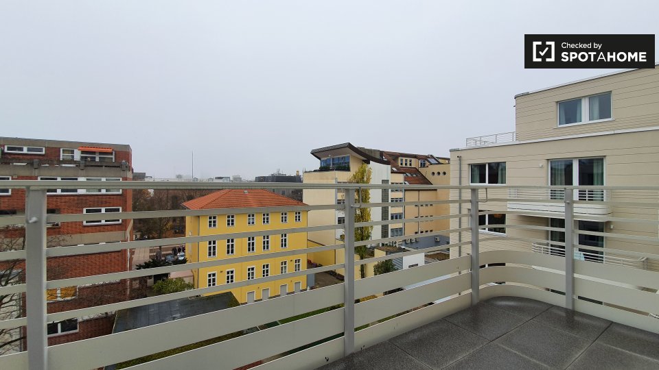 Room, Nazarethkirchstraße, Berlin