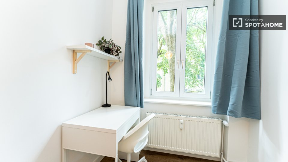 Room, Tabbertstraße, Berlin