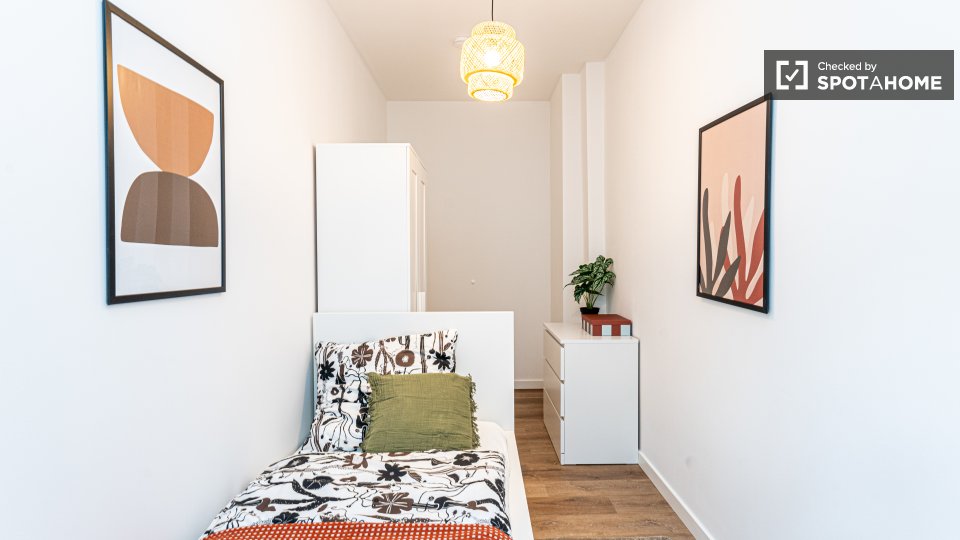 Room, Tabbertstraße, Berlin