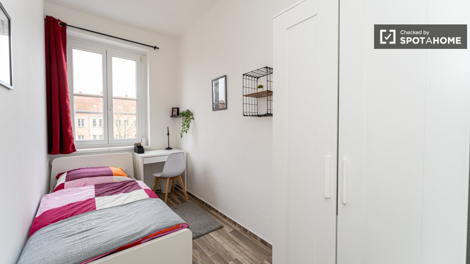 Room, Sterndamm, Berlin