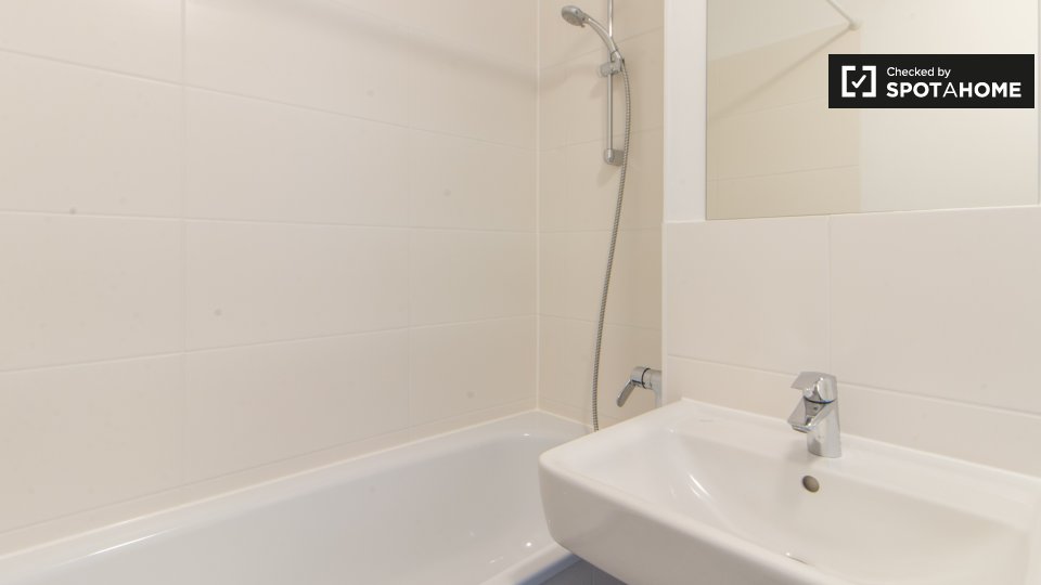 Room, CharlottenstraßeB, Berlin