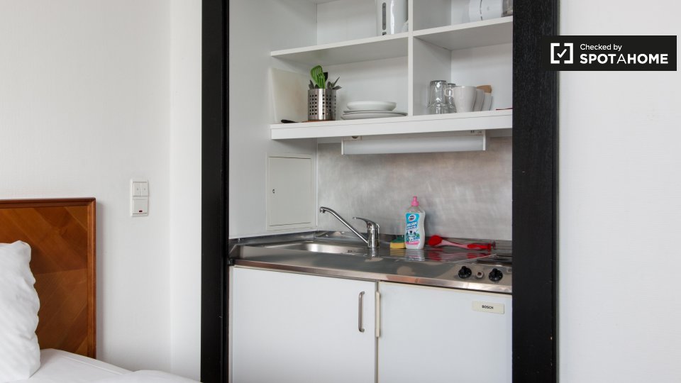 Apartment, Osnabrücker Str., Berlin