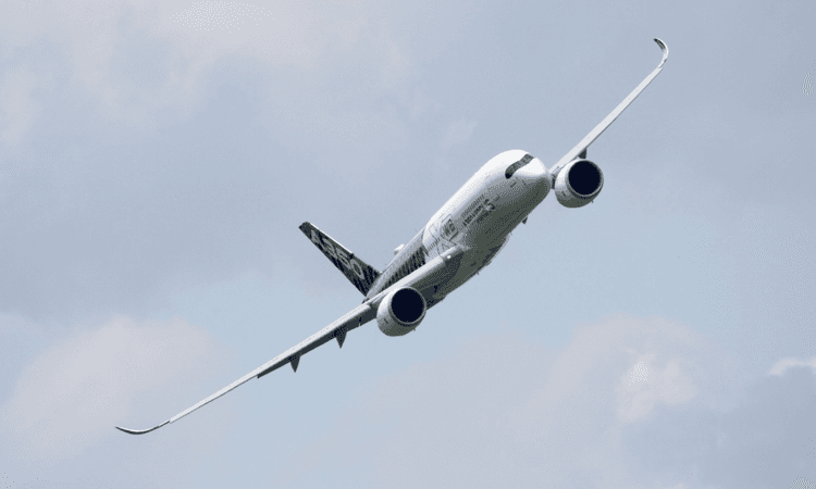 Berlin airport to widen hairpin bend which makes passengers vomit