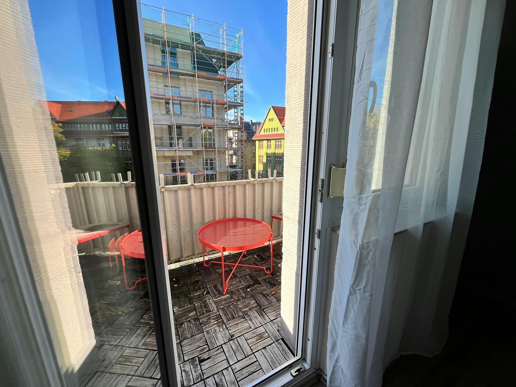 Apartment, Saalburgallee, Frankfurt