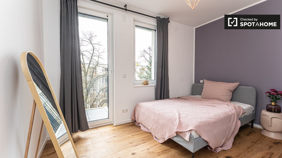 Room, Cunostraße, Berlin
