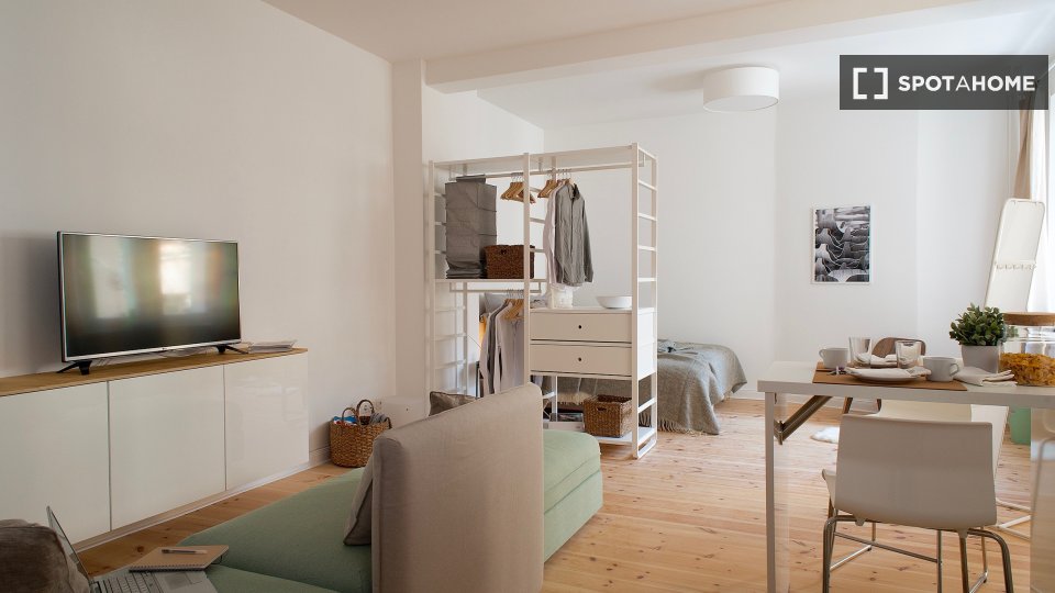Apartment, Eisenacher Str.A, Berlin