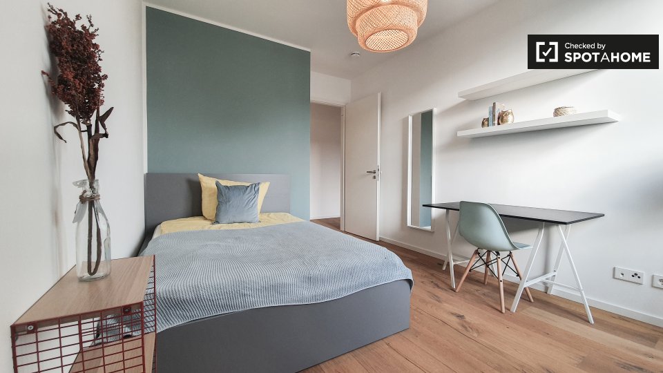Room, Nazarethkirchstraße, Berlin