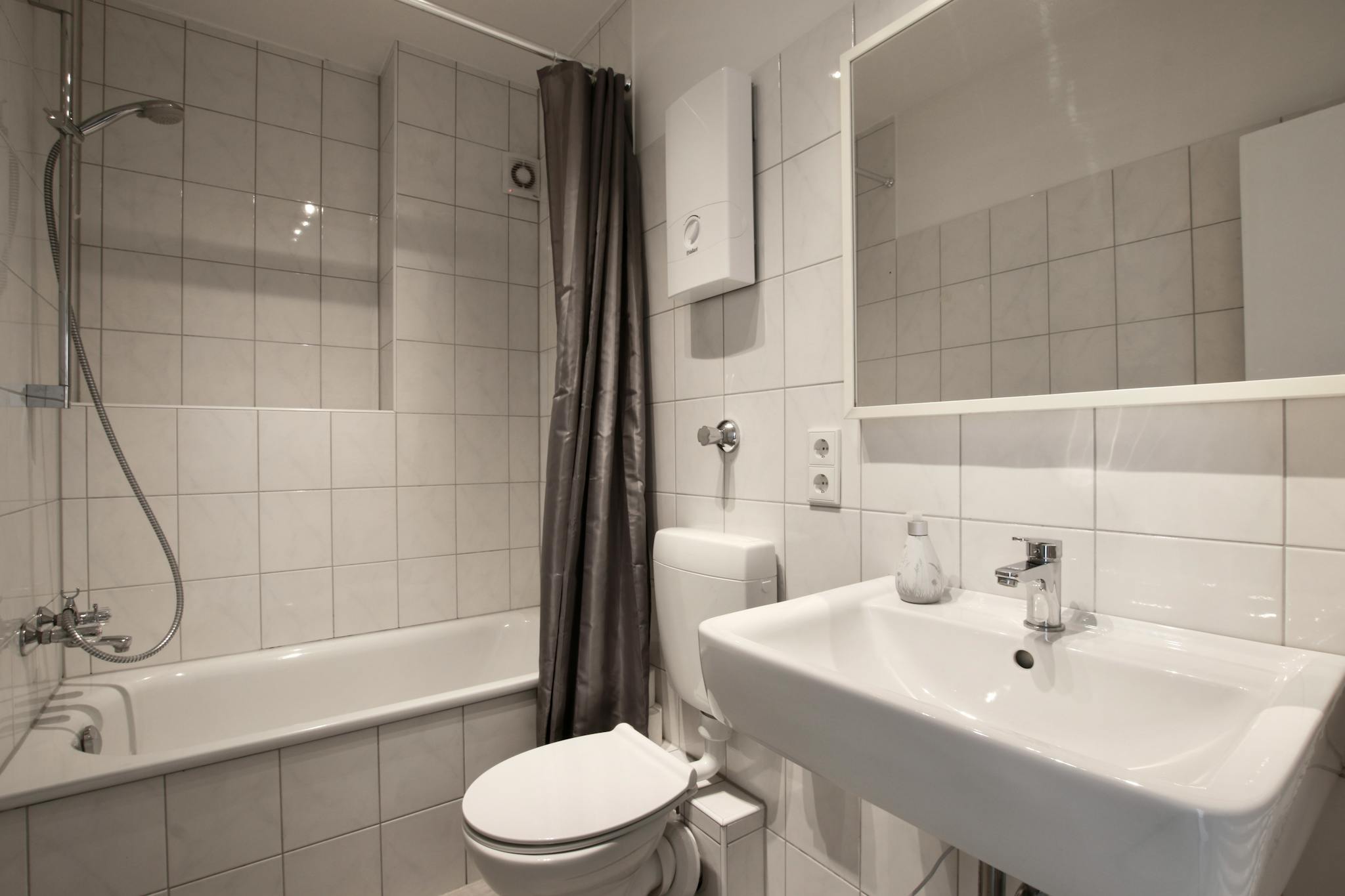 Apartment, Pantaleonswall, Cologne