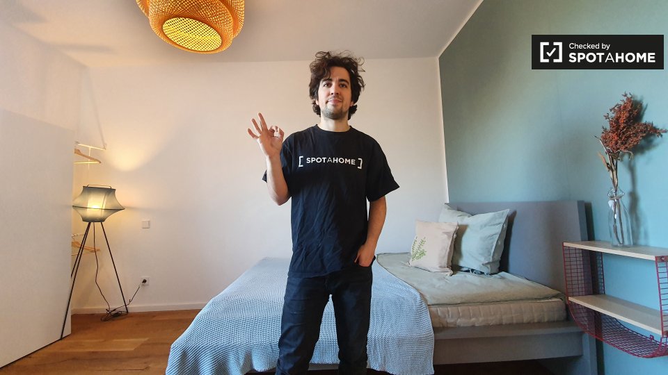Room, Nazarethkirchstraße, Berlin