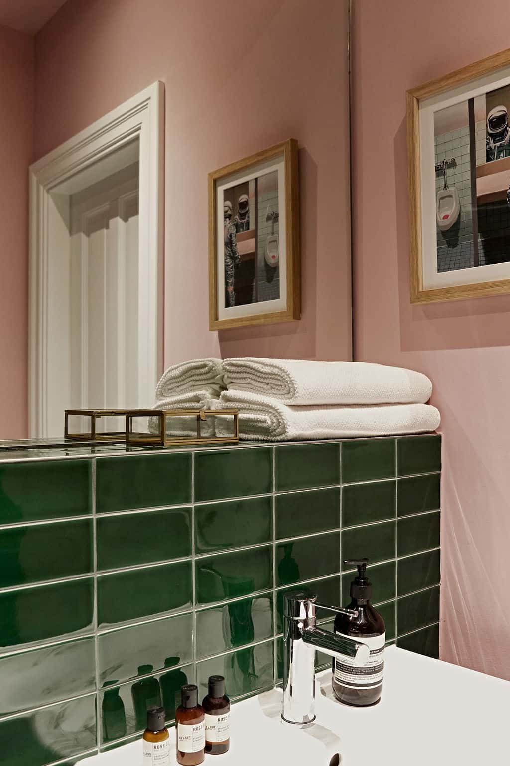 Room, Torstraße, Berlin
