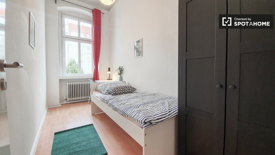 Room, Detmolder Str., Berlin