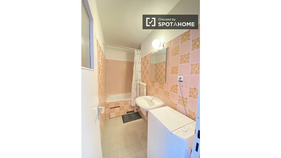 Room, Bismarckstraße, Berlin