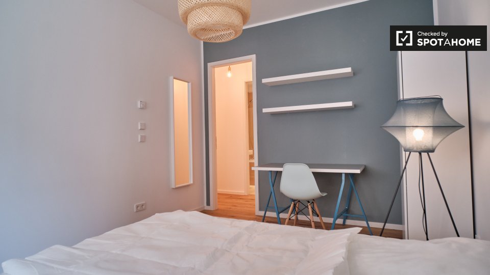 Room, Nazarethkirchstraße, Berlin