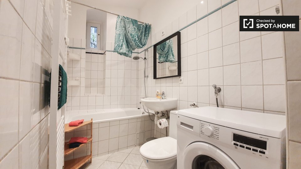 Room, Ibsenstraße, Berlin