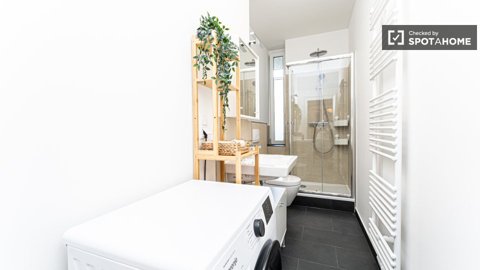 Room, Tabbertstraße, Berlin