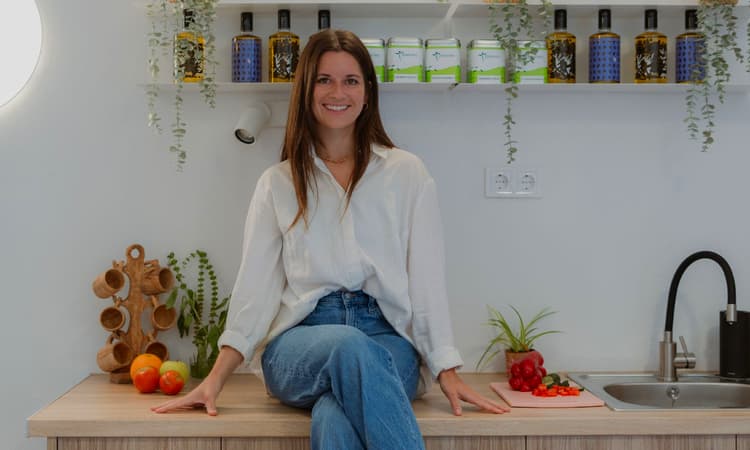 Meet your English-speaking nutritionist and eat with confidence abroad