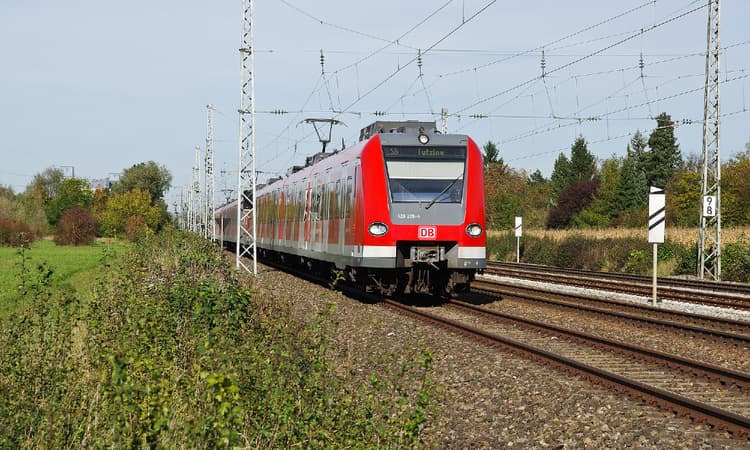 One dead and a dozen injured after two S-Bahn trains collide near Munich