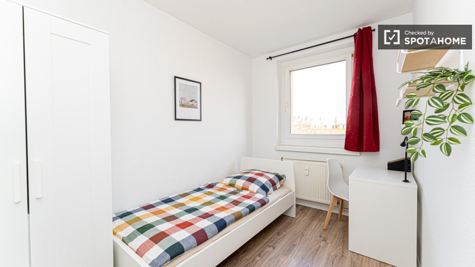 Room, Gluckstraße, Berlin