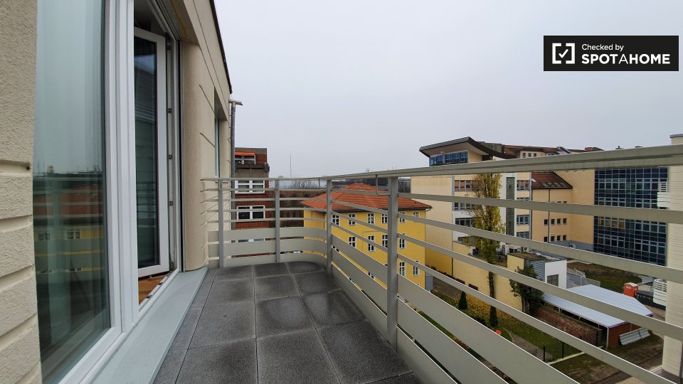 Room, Nazarethkirchstraße, Berlin