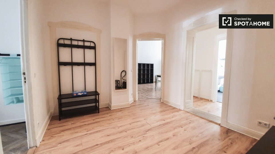 Room, Weimarische Str., Berlin