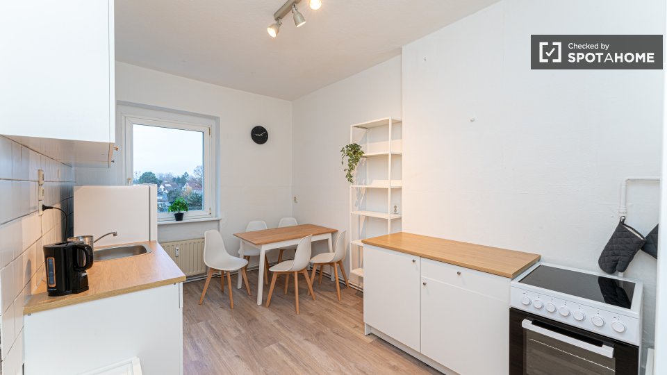 Room, Sterndamm, Berlin