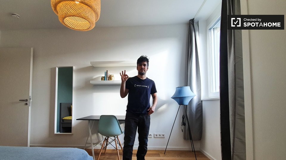 Room, Nazarethkirchstraße, Berlin