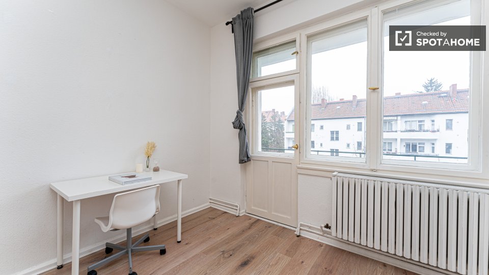 Room, Lauterberger Str., Berlin