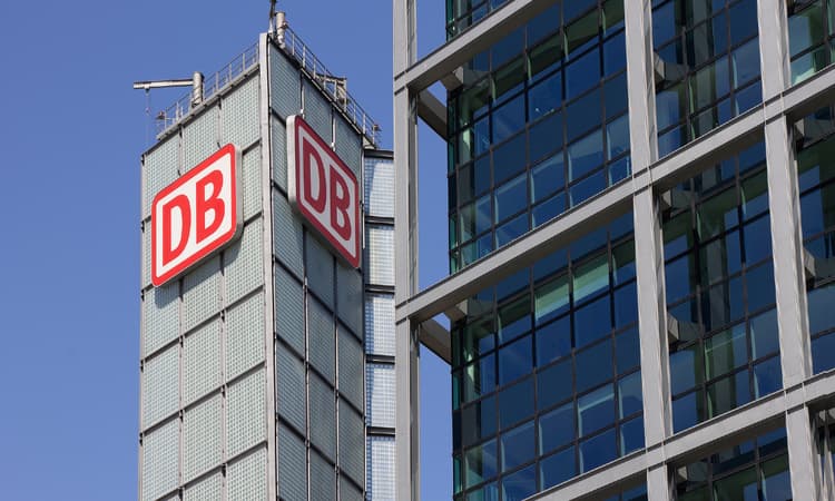 Deutsche Bahn gives employees 100-euro bonus to save energy